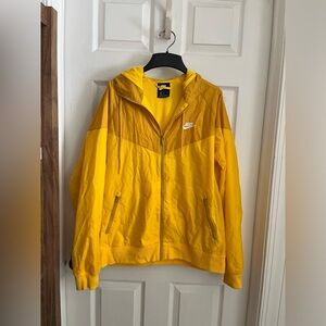 Men’s Nike Windbreaker